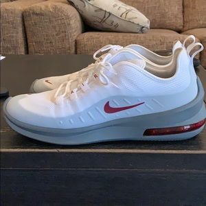 Brand new men’s nike air max
